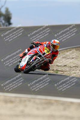 media/Jun-07-2025-TrackDaz (Sat) [[4413525952]]/A Group/12pm (Turn 2)/